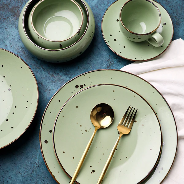 New Sigma Green - Exclusive 32 Pieces Dinner Set - Image 2